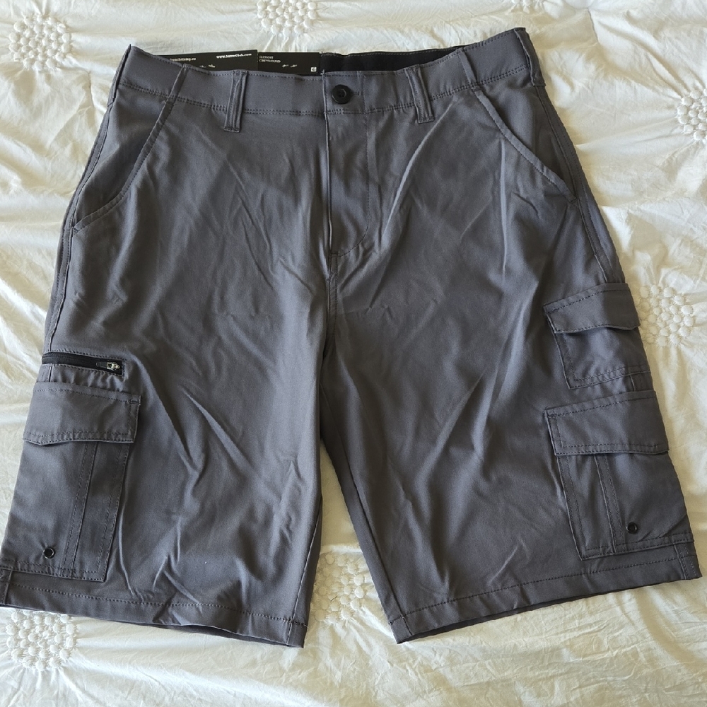Casual Gray Cargo Shorts with Flat Front Design